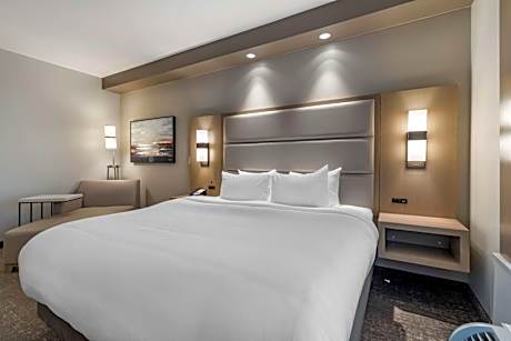 Best Western Premier Prince Albert