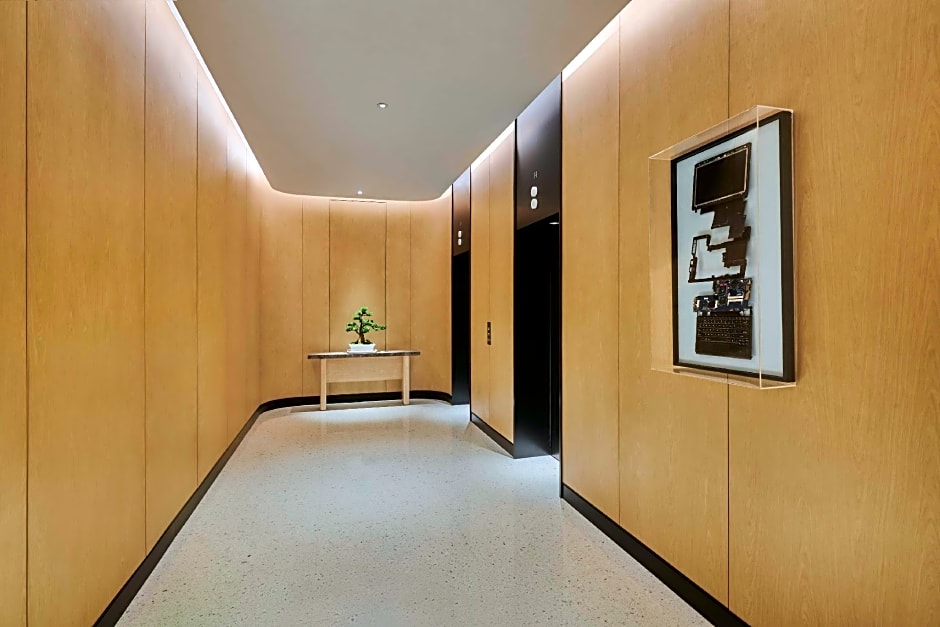 DoubleTree by Hilton Shenzhen Airport Residences