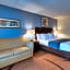 Greenfield Inn & Suites Owensboro, KY Airport