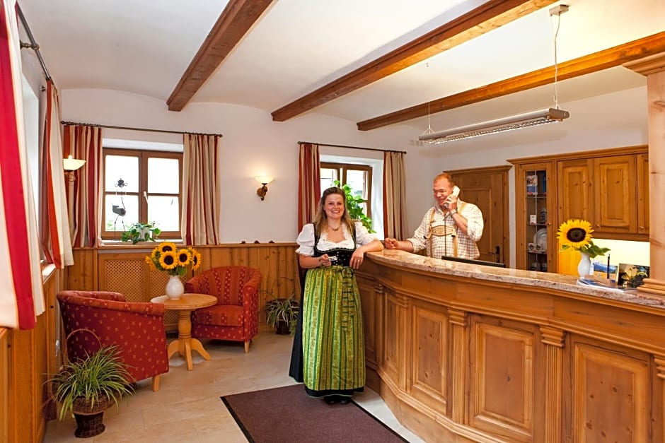 Metzgerei Gasthof Oberhauser - Hotel zur Post