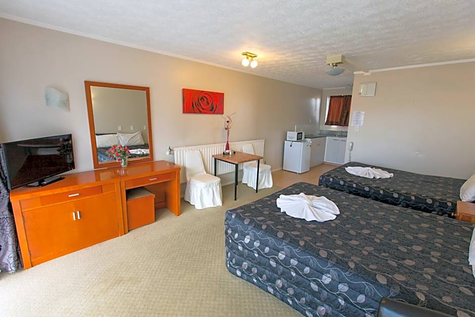Gateway International Motel