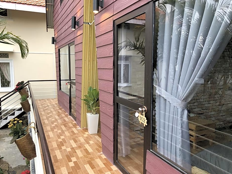 Pine Tree House Da Lat by ZUZU