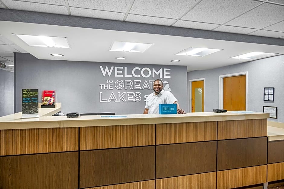 Hampton Inn By Hilton Grand Rapids-North