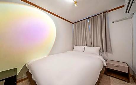 Changwon Masan Petit Hotel