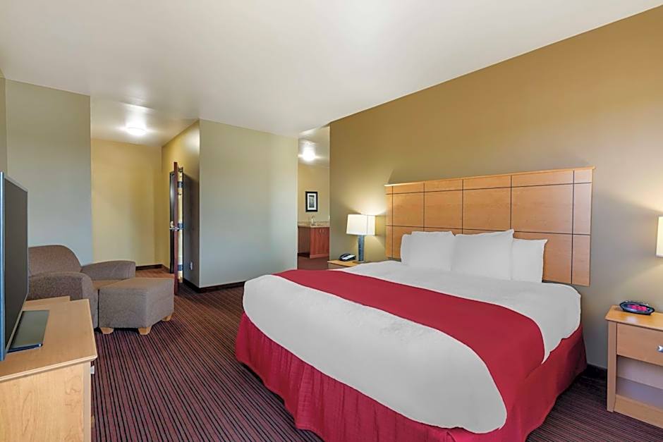 Best Western Golden Prairie Inn And Suites