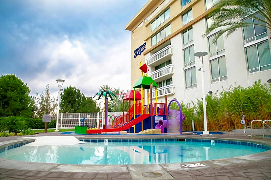 Renaissance by Marriott ClubSport Aliso Viejo Laguna Beach Hotel
