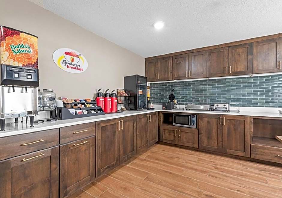 Super 8 by Wyndham Perham