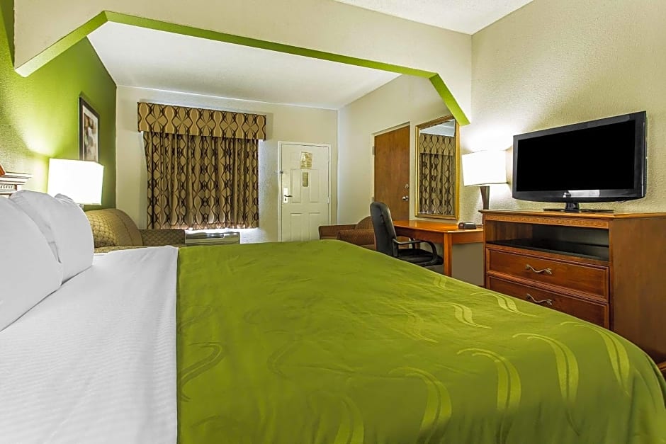 Quality Inn & Suites Orangeburg