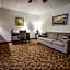 Christopher Inn and Suites