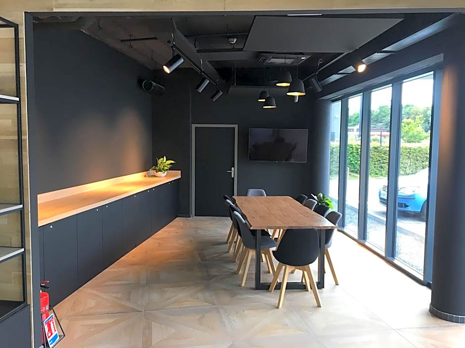 ibis Styles Valenciennes Petite Foret