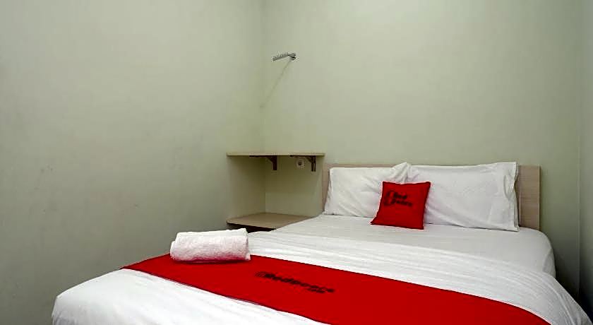 RedDoorz Syariah near Gerbang Tol Krapyak 2 Semarang