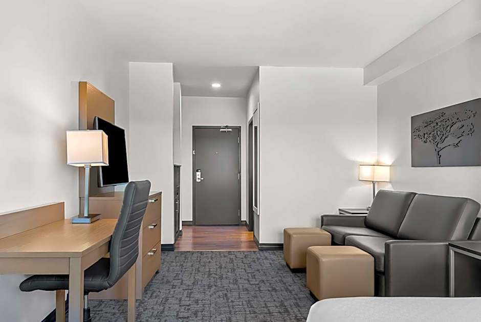 Best Western Plus Winkler