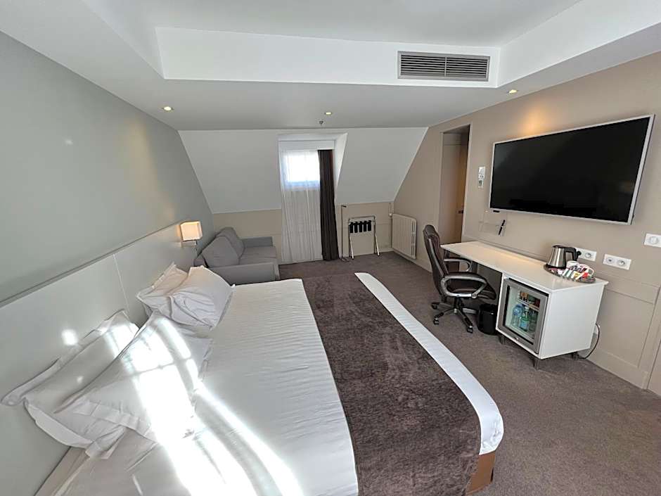 Holiday Inn Paris-Auteuil By IHG