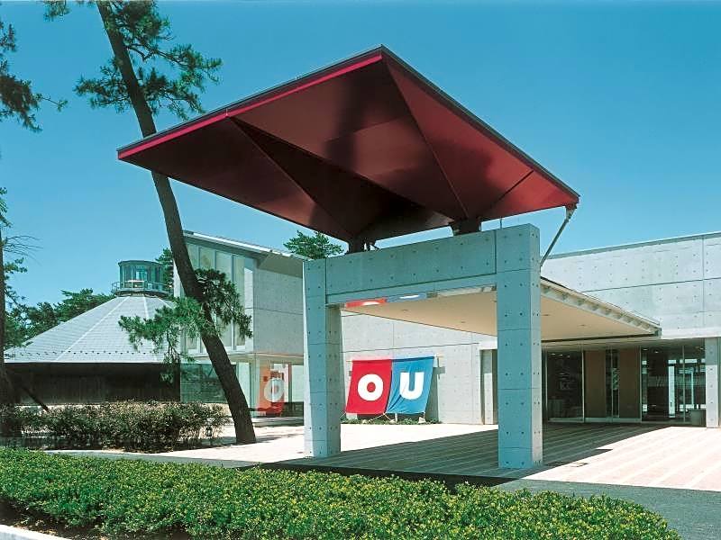 Ou Hotel