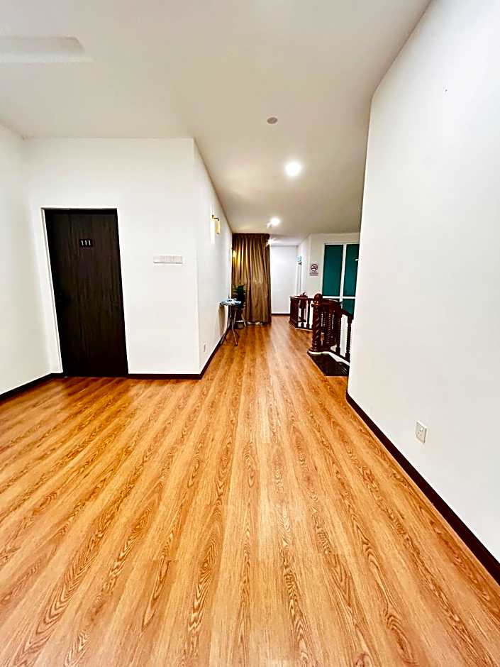 Lestari Inn Boutique Residence - Private Parking
