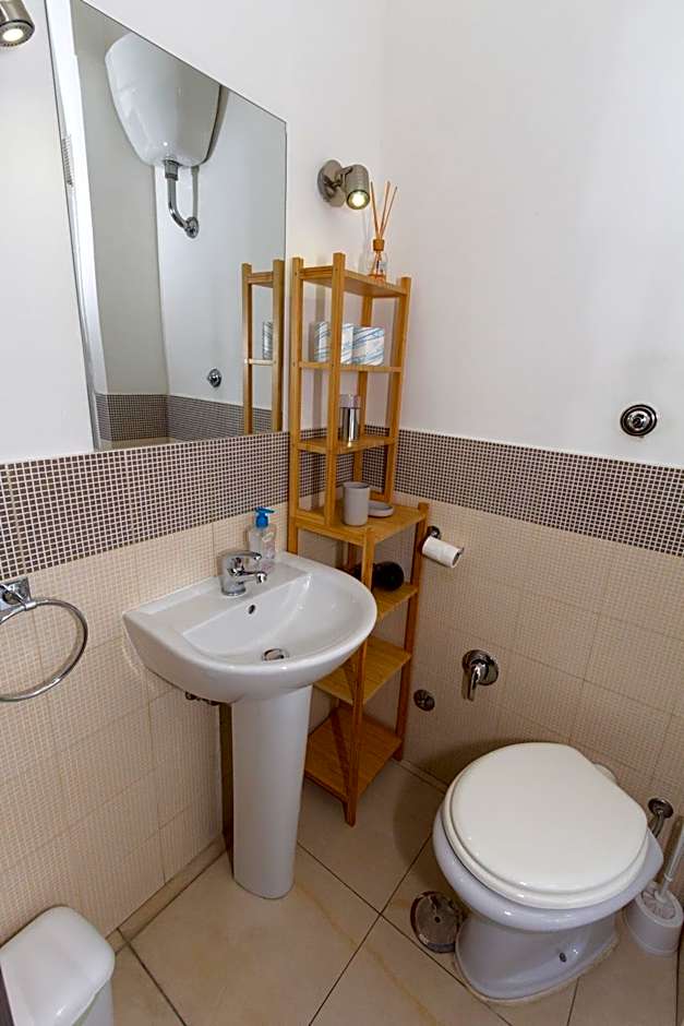 Aurelio Deluxe Rooms