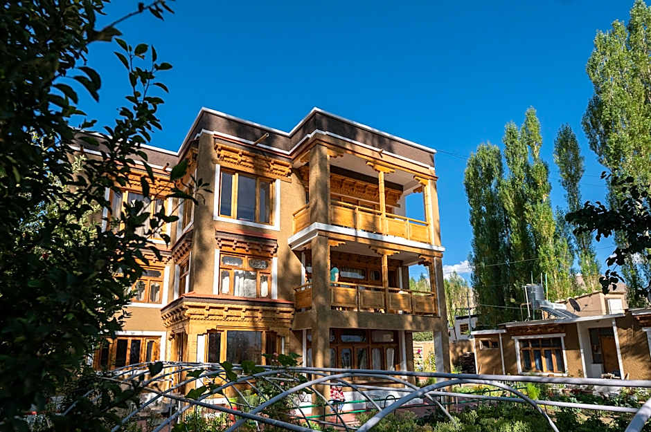 Sangto Green Guest House