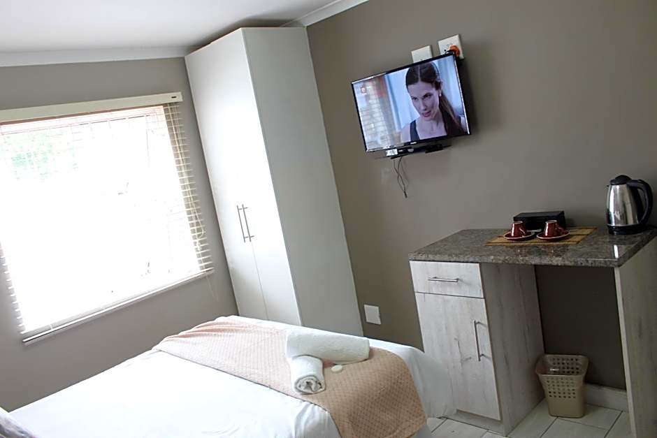 103onWallace Self Catering Guest House