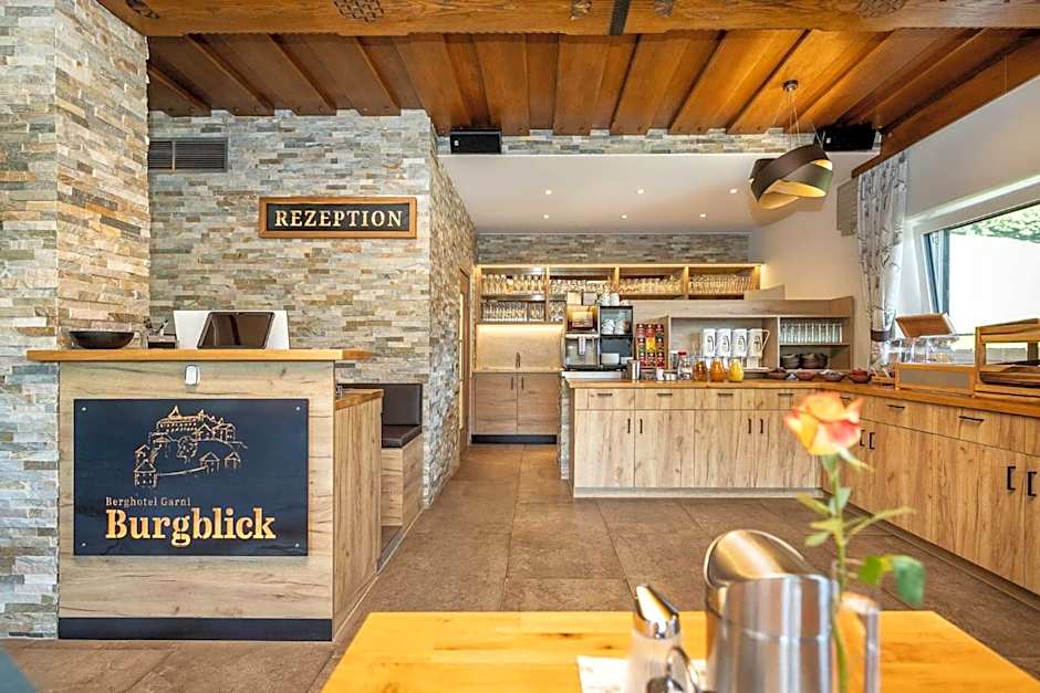 Der Burgblick-Adults Only