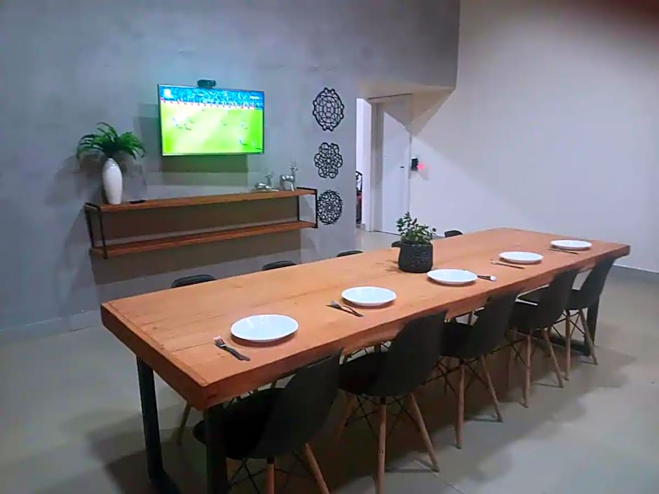 Casa na fazenda inteira ou quartos individuais no Hostel Recanto da Felicidade Paraopeba