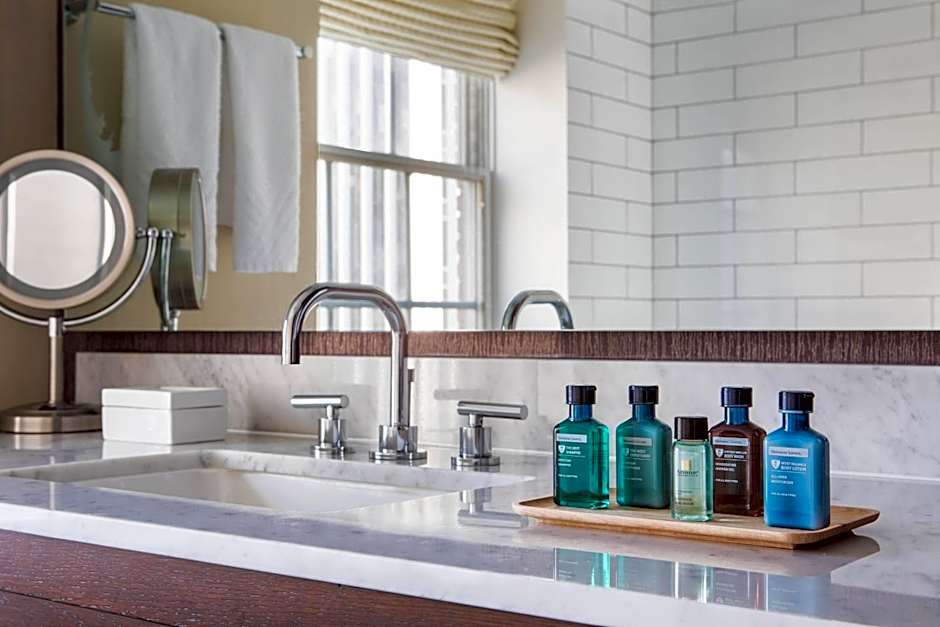 The Mayflower Hotel, Autograph Collection by Marriott