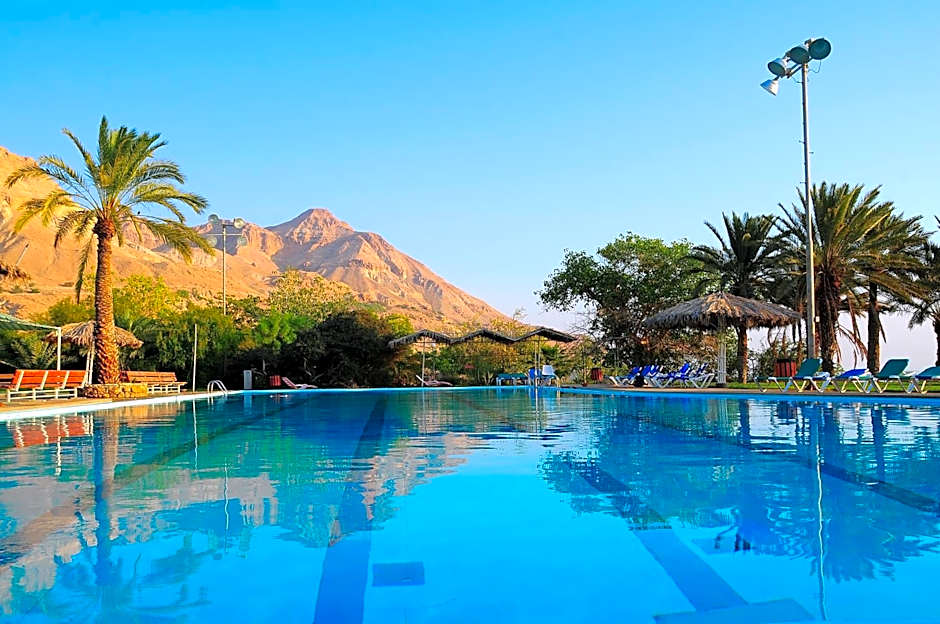 Ein Gedi Kibbutz Hotel
