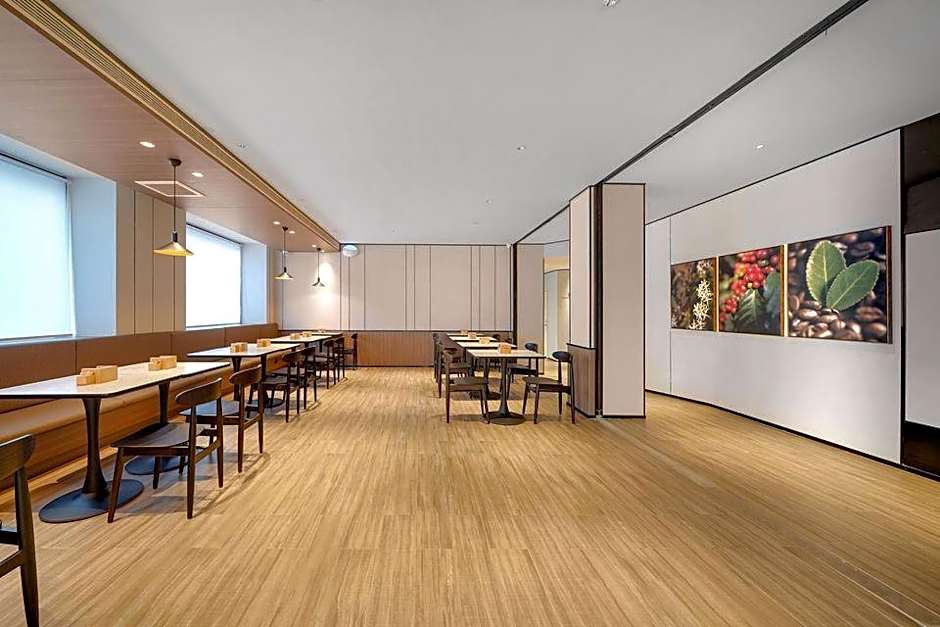 Hanting Hotel Harbin Railway Station