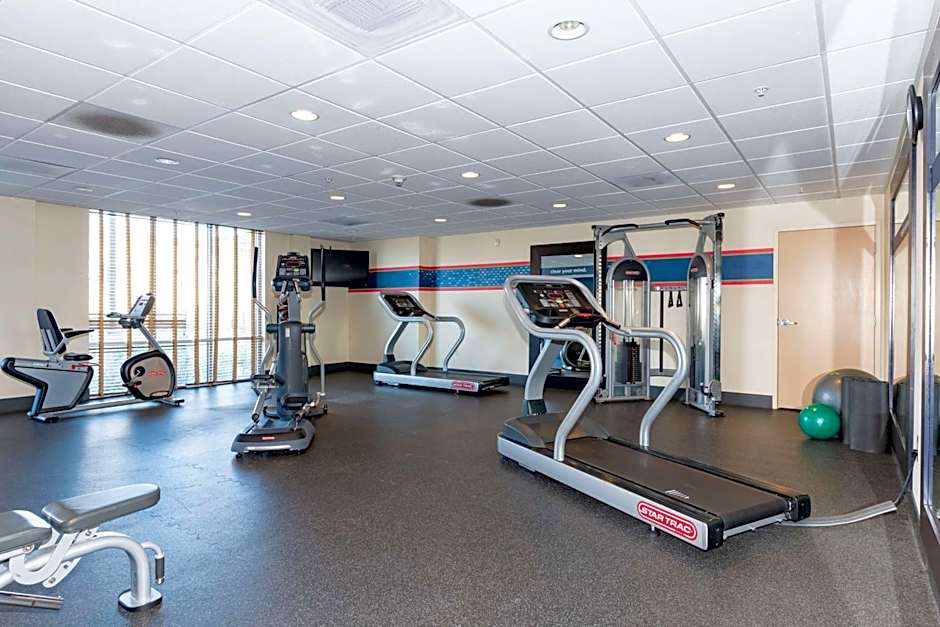 Hampton Inn By Hilton & Suites Pittsburg
