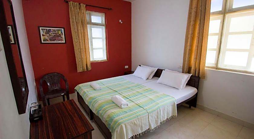 Veeniola Holiday Home