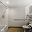 Holiday Inn Express & Suites Raleigh NE - Medical Ctr Area by IHG