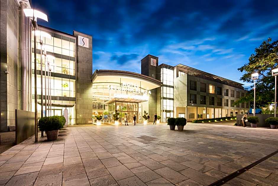 Seedamm Plaza