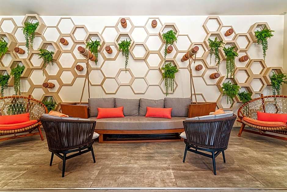 Virgin Hotels Las Vegas, Curio Collection by Hilton