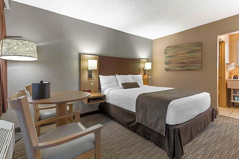 Best Western Plus Landing View Inn & Suites