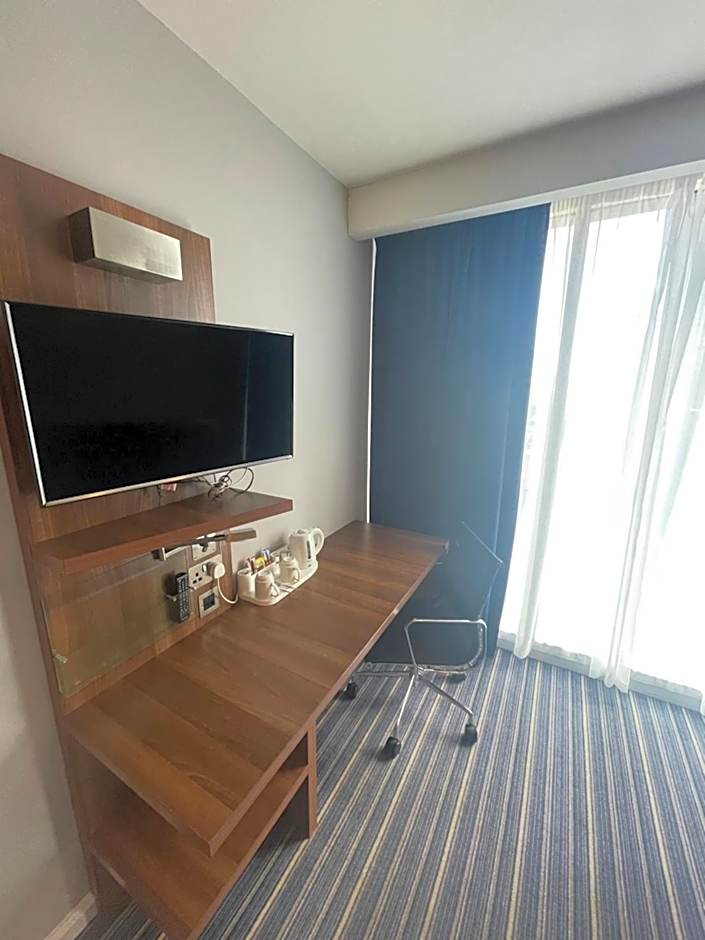 Holiday Inn Express Manchester City Centre By IHG