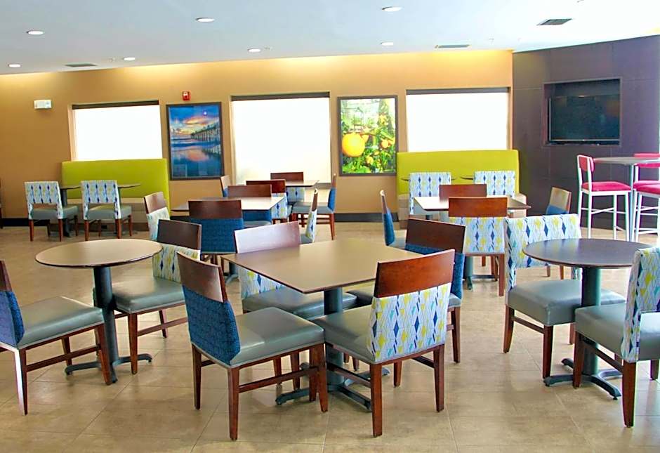 Comfort Suites Lake City