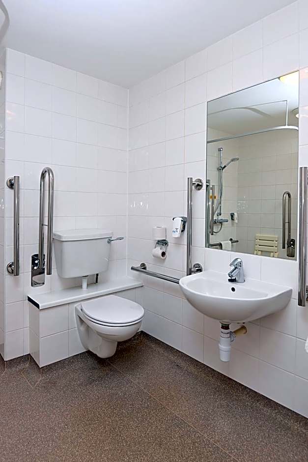 Meadow Farm Redditch by Marstons Inns