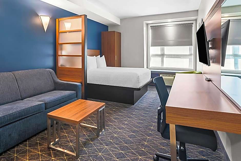 Park Inn by Radisson, Kelowna
