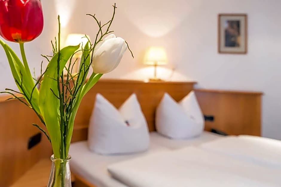 Metzgerei Gasthof Oberhauser - Hotel zur Post
