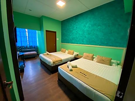 Deluxe Queen Room with Two Queen Beds