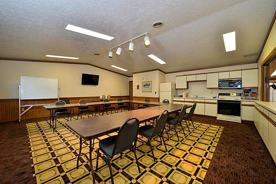 Motel 6 Minot, ND
