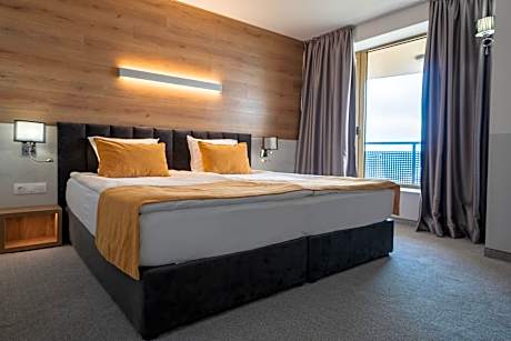 Double or Twin Room with Balcony and Park View (2 Adults + 2 Children)
