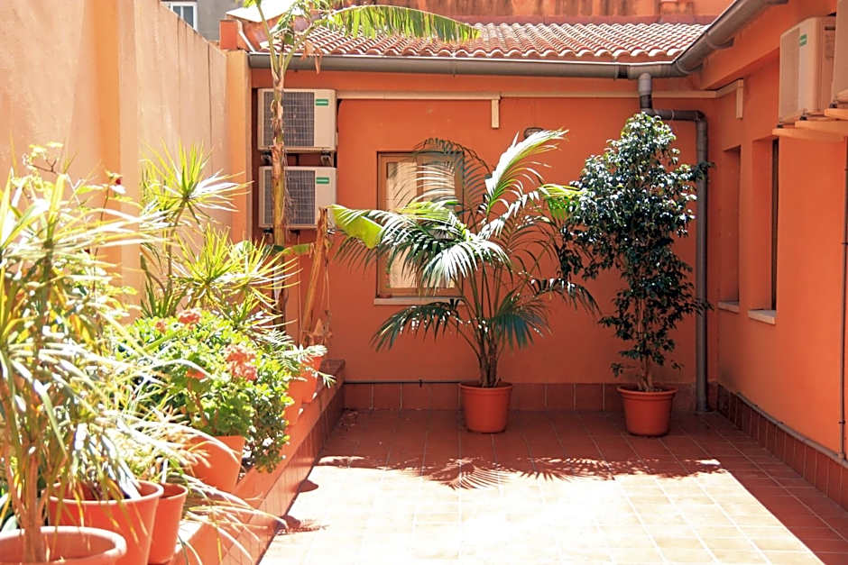 Hostal Baler