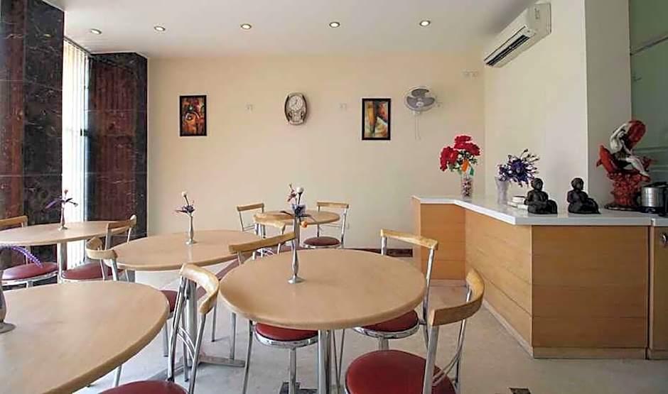 Hotel Shipra International