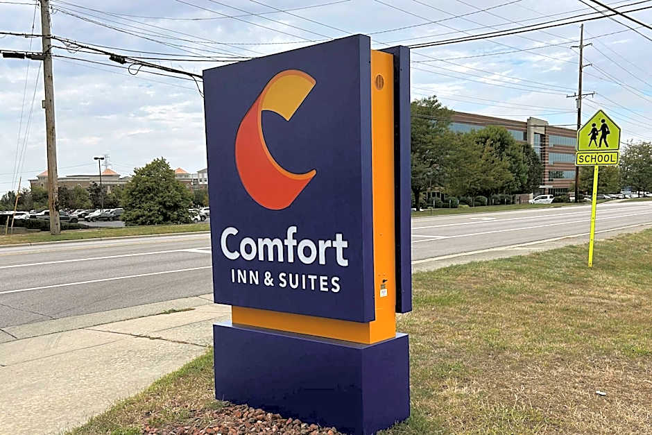Comfort Inn & Suites West Chester - North Cincinnati
