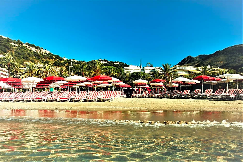 La Dolce Vita Hotel