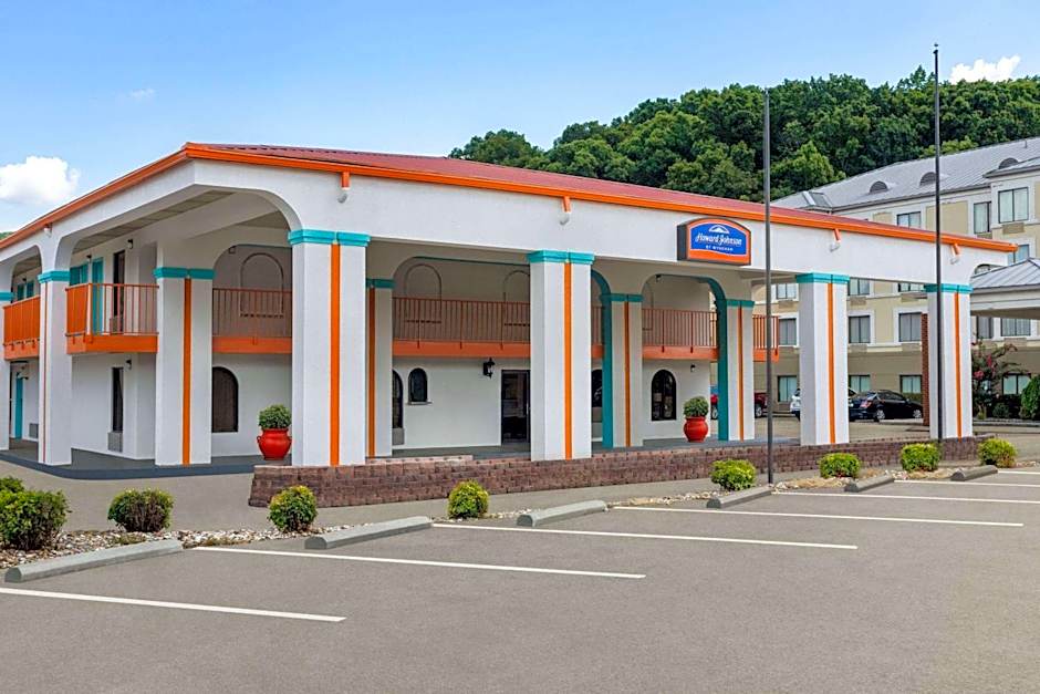 Howard Johnson by Wyndham Chattanooga Lookout Mountain I-24