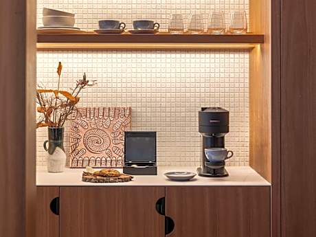 Standard King Accessible