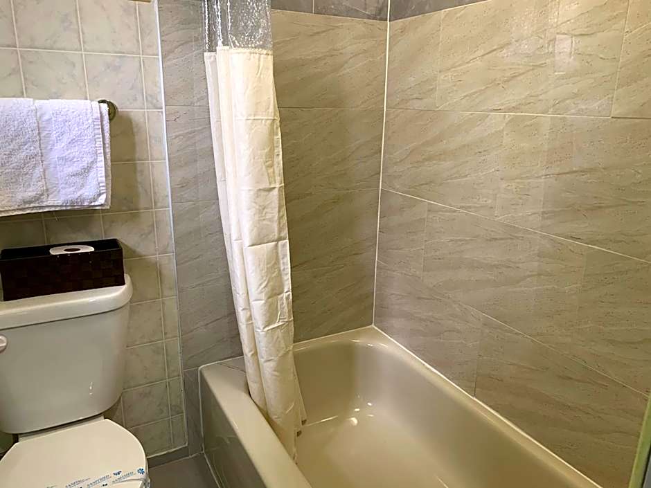 Town & Country Motel