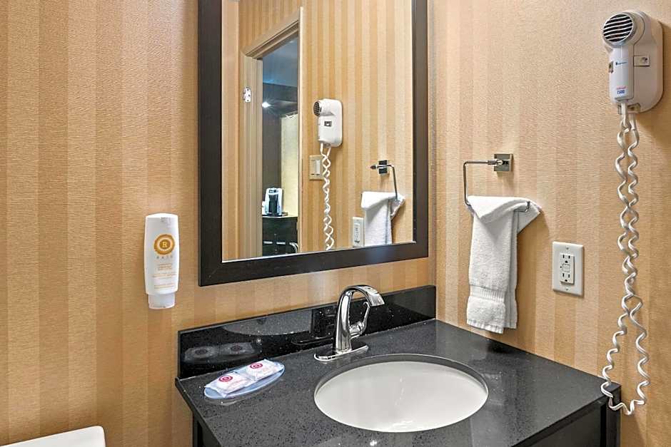 Comfort Inn St. Thomas