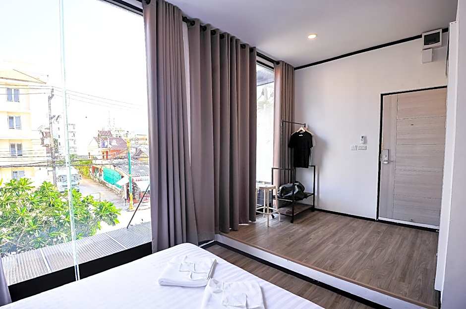 Glur Phuket Patong Beach